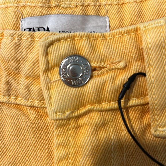 ZARA Yellow Shorts Size 2 - Picture 6 of 7